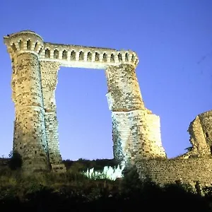 Le Domaine De Fonteline Allègre