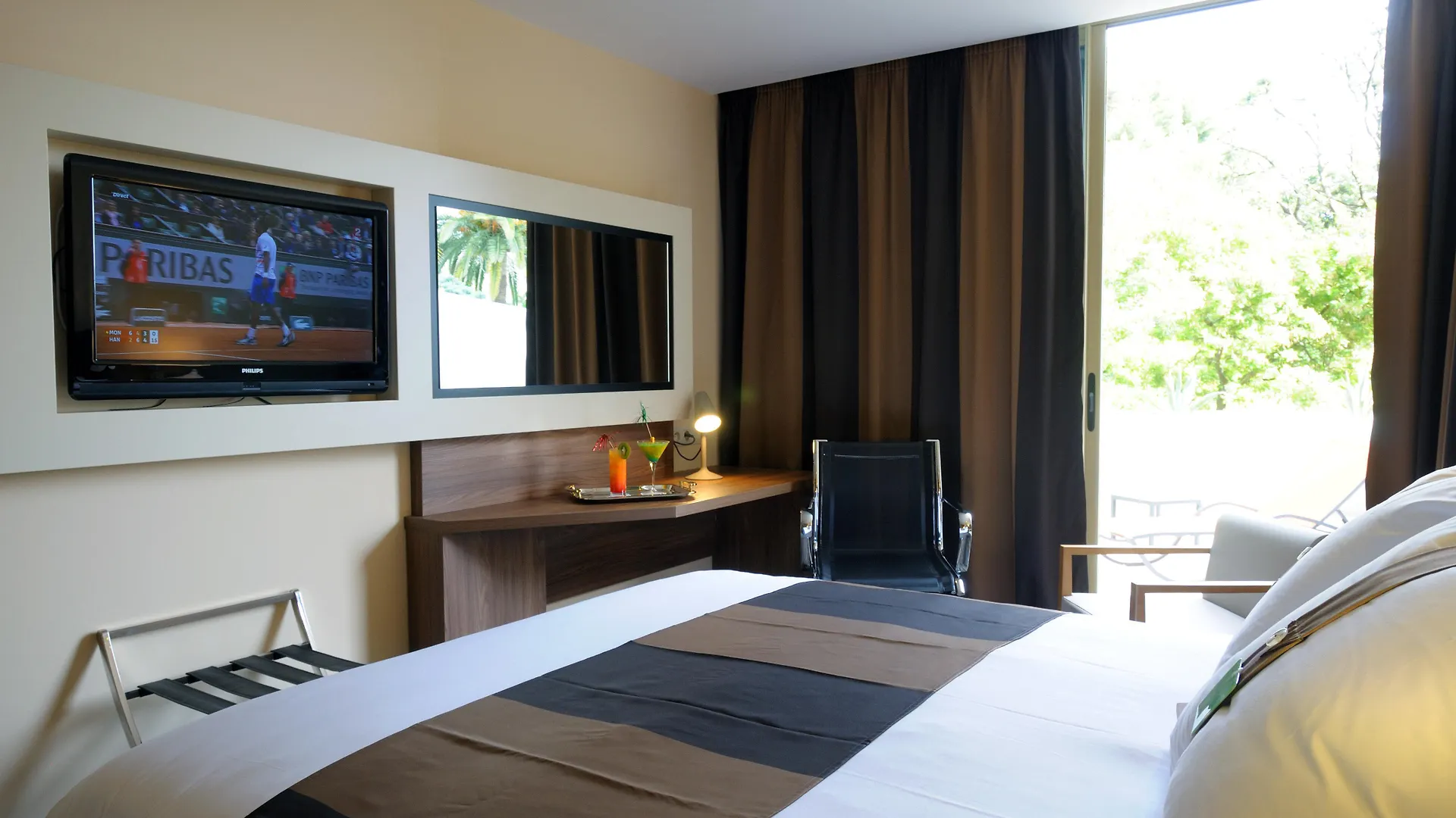 Hotel Luxotel Cannes