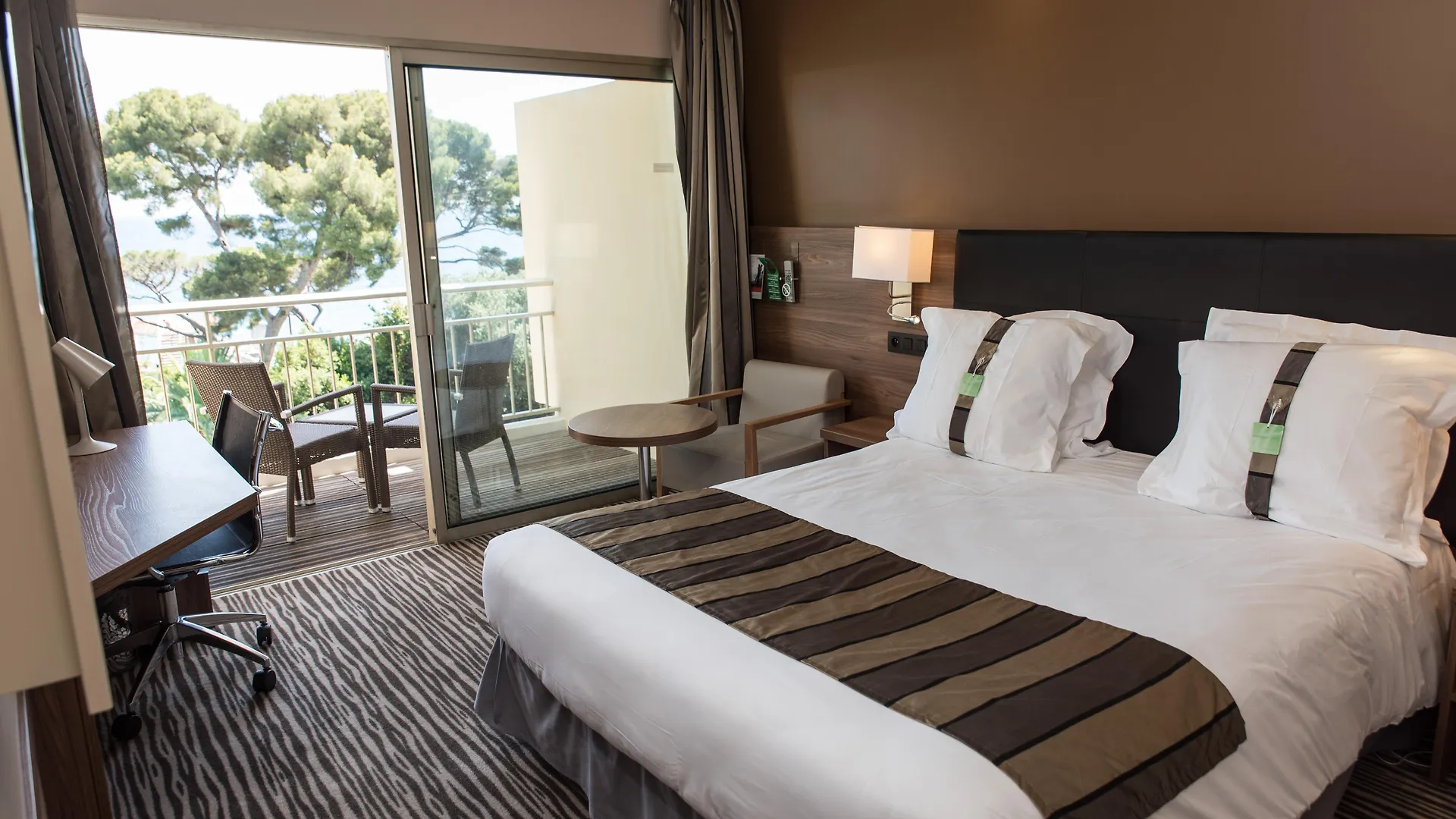 Hotel Luxotel Cannes
