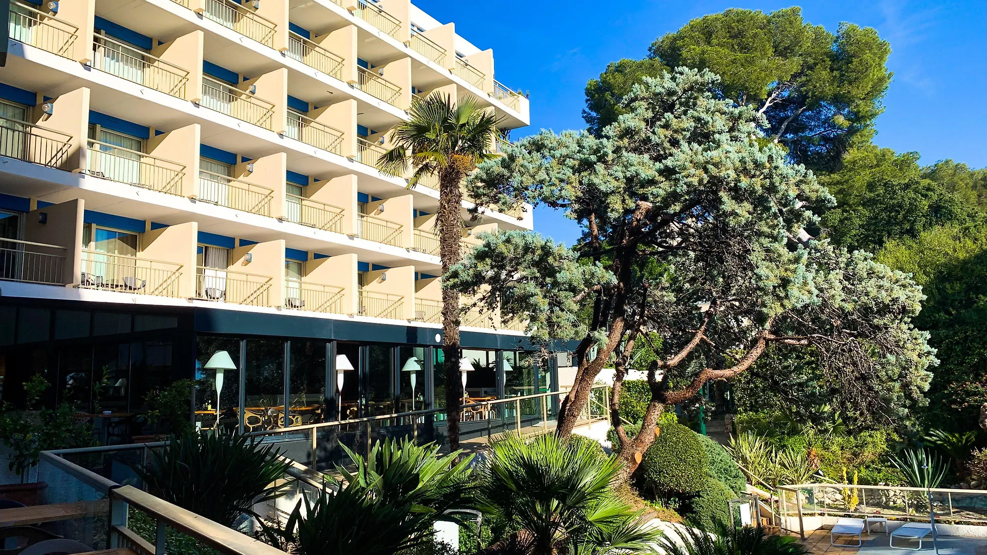 Hotel Luxotel Cannes