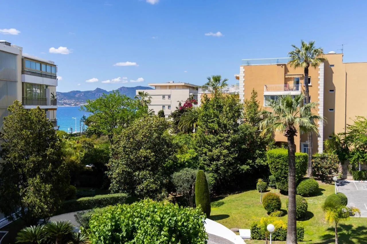 Hotel Luxotel Cannes