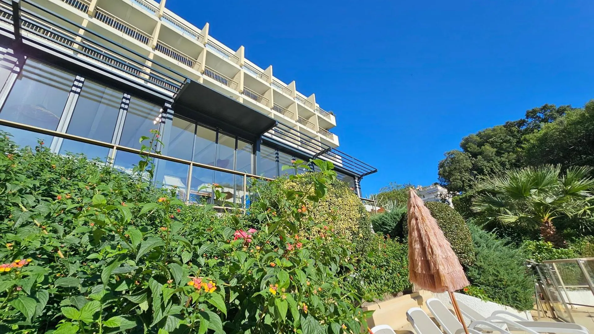 Luxotel Cannes 4*,